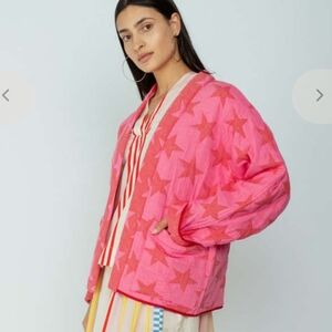 Reversible jacket with beautiful and elegant pink stars